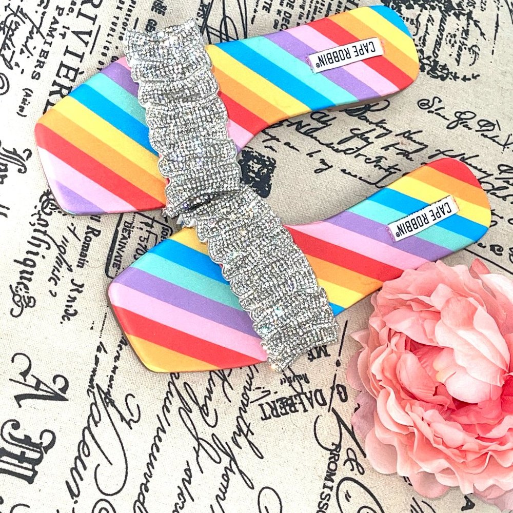 Gorgeous rainbow embellished silver sandal - Picture 7 of 9
